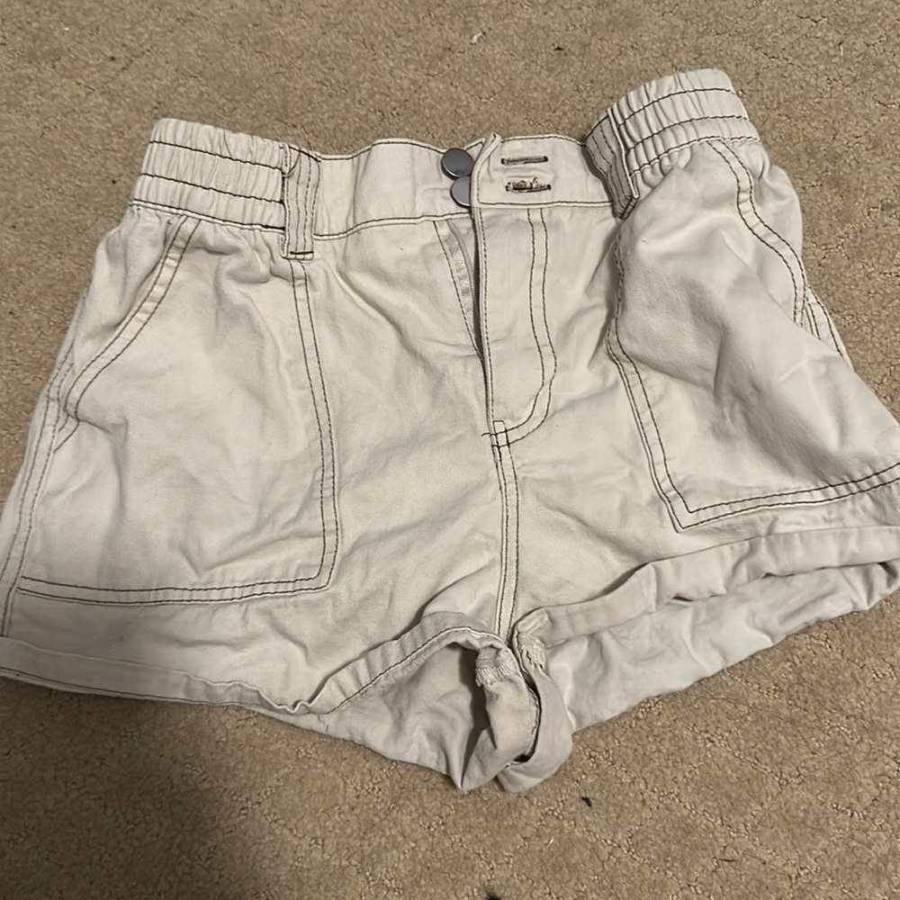 white cargo shorts